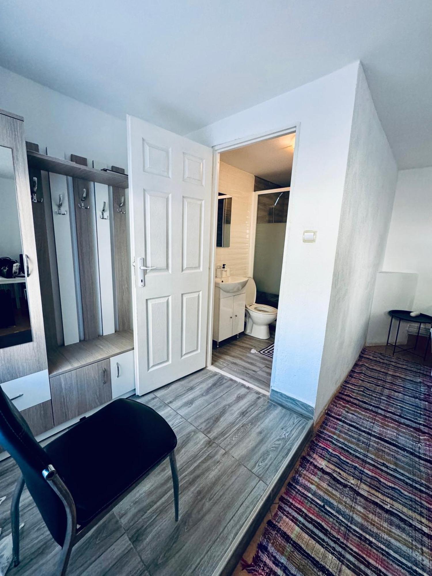 Acasa In Bicaz-Chei - Camere De Inchiriat Cheile Bicazului Экстерьер фото